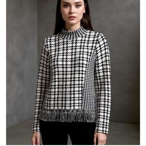 BNWOT Metric Knits Black and White Houndstooth Sweater in Small in Fringe Hem